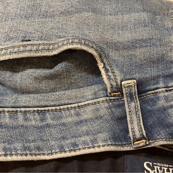 CHAPS by Ralph Lauren Petite Blue Jeans | Size SP |  Denim | Fall - Picture 12 of 13